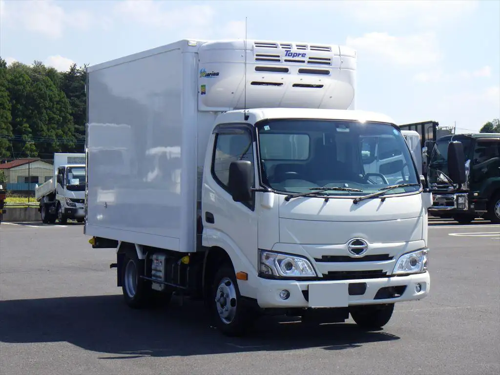 日野 デュトロ 小型 冷凍冷蔵 低温 床アルミの中古トラック画像2