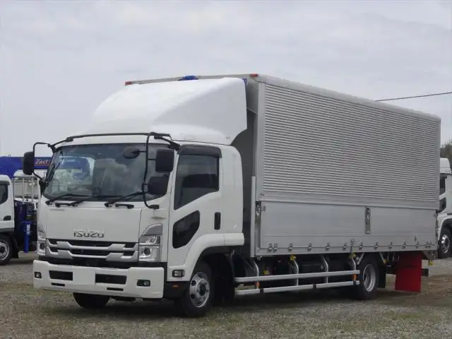 いすゞ フォワード 中型/増トン ウイング エアサス ベッドの中古トラック画像1