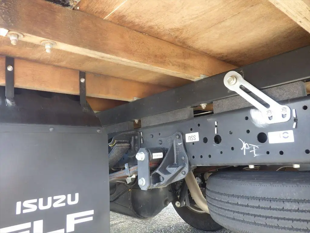 いすゞ エルフ 小型 クレーン付 4段 ラジコンの中古トラック画像16