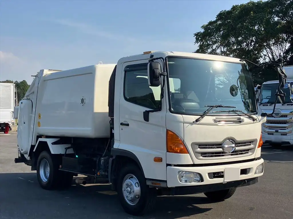 日野 レンジャー 中型/増トン パッカー車 巻き込み式 回転ダンプ式の中古トラック画像2
