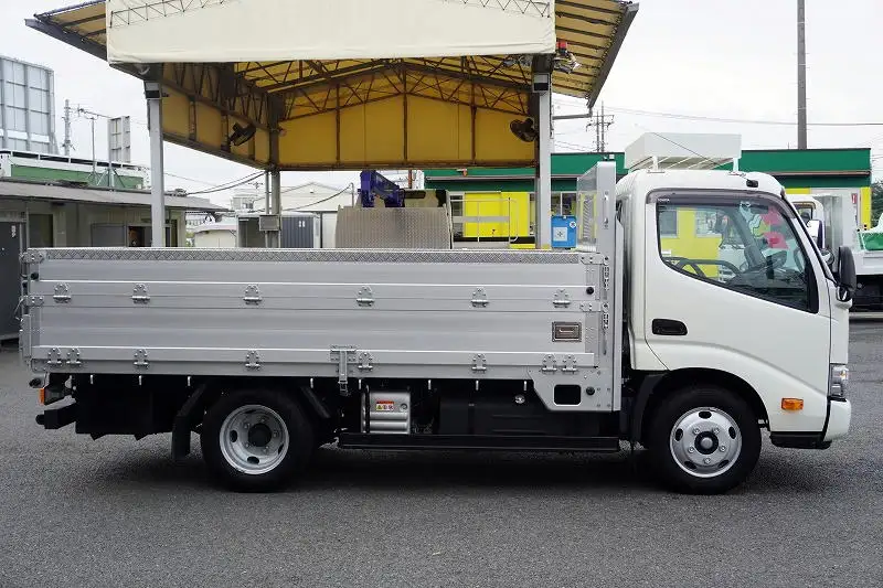 トヨタ ダイナ 小型 平ボディ 床鉄板 アルミブロックの中古トラック画像2