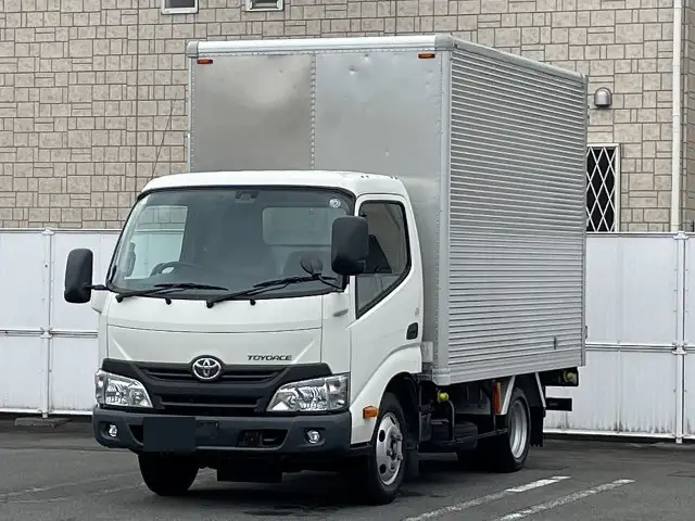 トヨタ トヨエース 小型 アルミバン TPG-XZU605 H30の中古トラック画像1