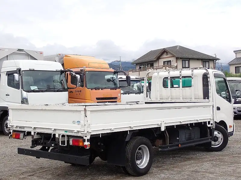トヨタ ダイナ 小型 平ボディ 床鉄板 TKG-XZU710の中古トラック画像3