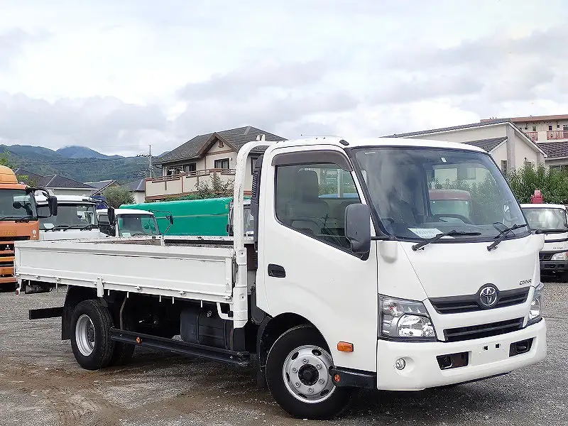トヨタ ダイナ 小型 平ボディ 床鉄板 TKG-XZU710の中古トラック画像2