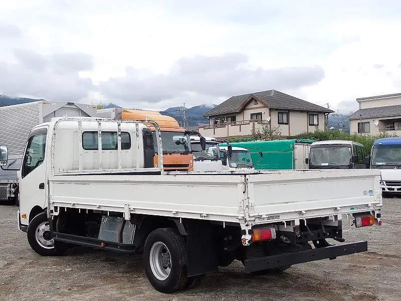 トヨタ ダイナ 小型 平ボディ 床鉄板 TKG-XZU710の中古トラック画像5