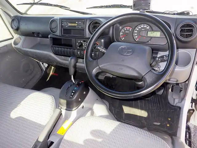 トヨタ ダイナ 小型 平ボディ QDF-KDY231 H31/R1の中古トラック画像9