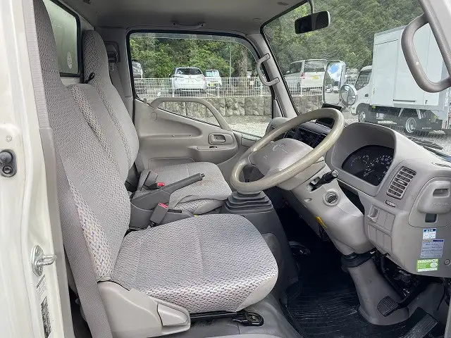 トヨタ ダイナ 小型 アルミバン TC-TRY230 H17の中古トラック画像7