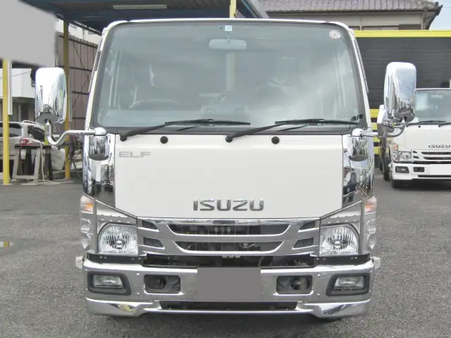 いすゞ エルフ 小型 平ボディ Wキャブ 2RG-NJR88Aの中古トラック画像2
