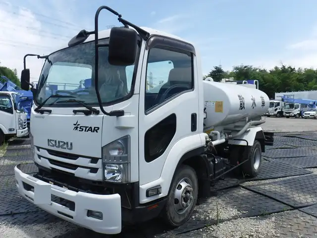 いすゞ フォワード 中型/増トン タンク車 散水車 TKG-FRR90S1の中古トラック画像1