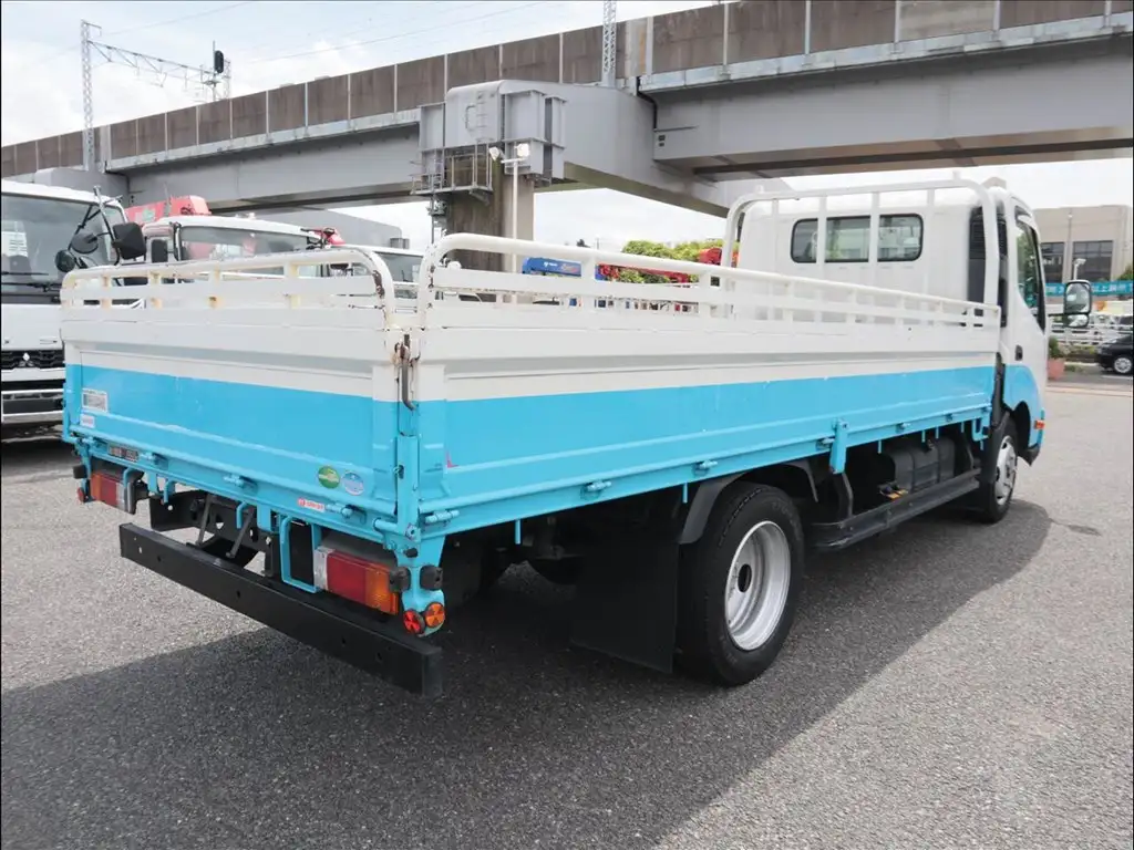 トヨタ ダイナ 小型 平ボディ TPG-XZC710 H30の中古トラック画像3