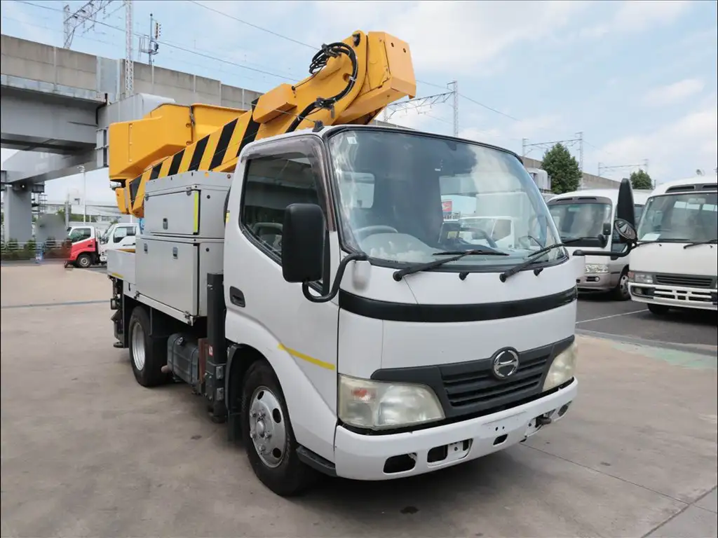 日野 デュトロ 小型 高所・建柱車 高所作業車 電工仕様の中古トラック画像2
