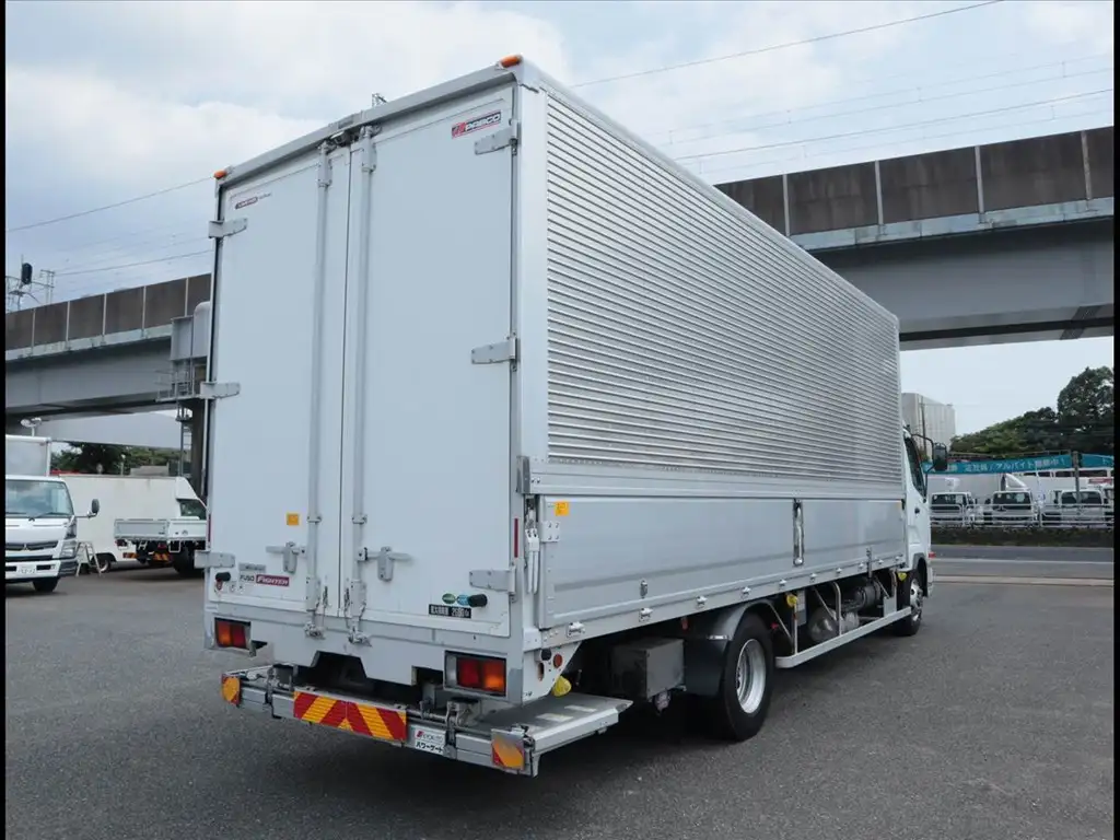 三菱 ファイター 中型/増トン ウイング パワーゲート ベッドの中古トラック画像3