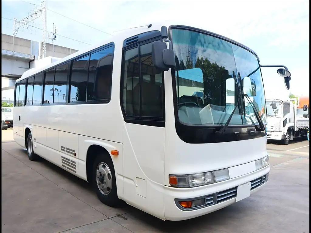 いすゞ ガーラミオ 大型 バス 観光バス 2DG-RR2AJDJの中古トラック画像2