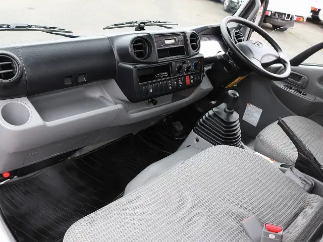 トヨタ ダイナ 小型 平ボディ パワーゲート TKG-XZC605の中古トラック画像13