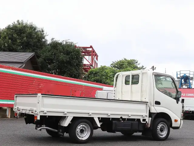 トヨタ トヨエース 小型 平ボディ LDF-KDY281 H27の中古トラック画像3
