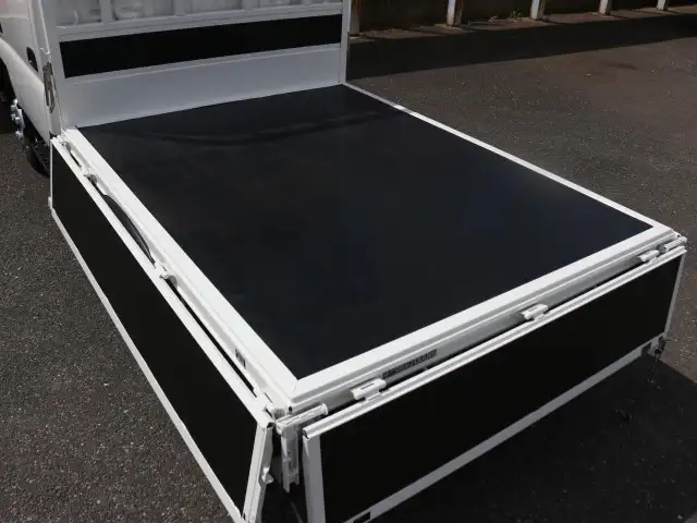トヨタ ダイナ 小型 平ボディ Wキャブ TKG-XZU605の中古トラック画像8