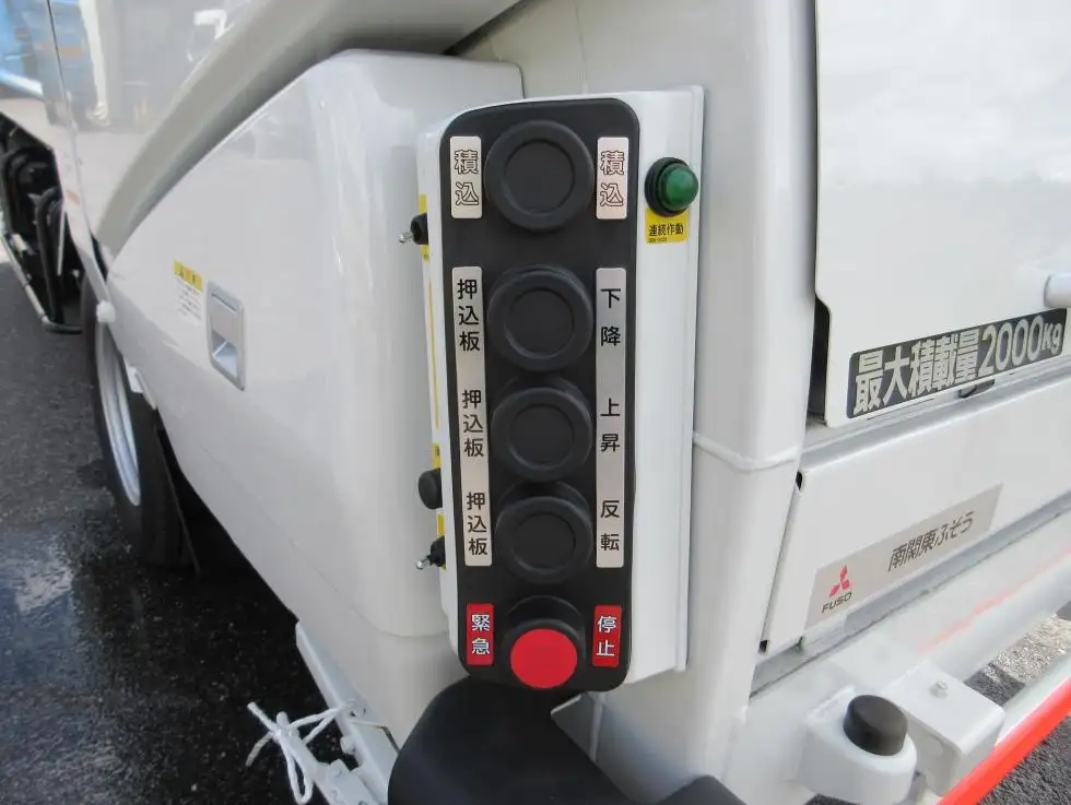 三菱 キャンター 小型 パッカー車 プレス式 2RG-FEAV0の中古トラック画像8