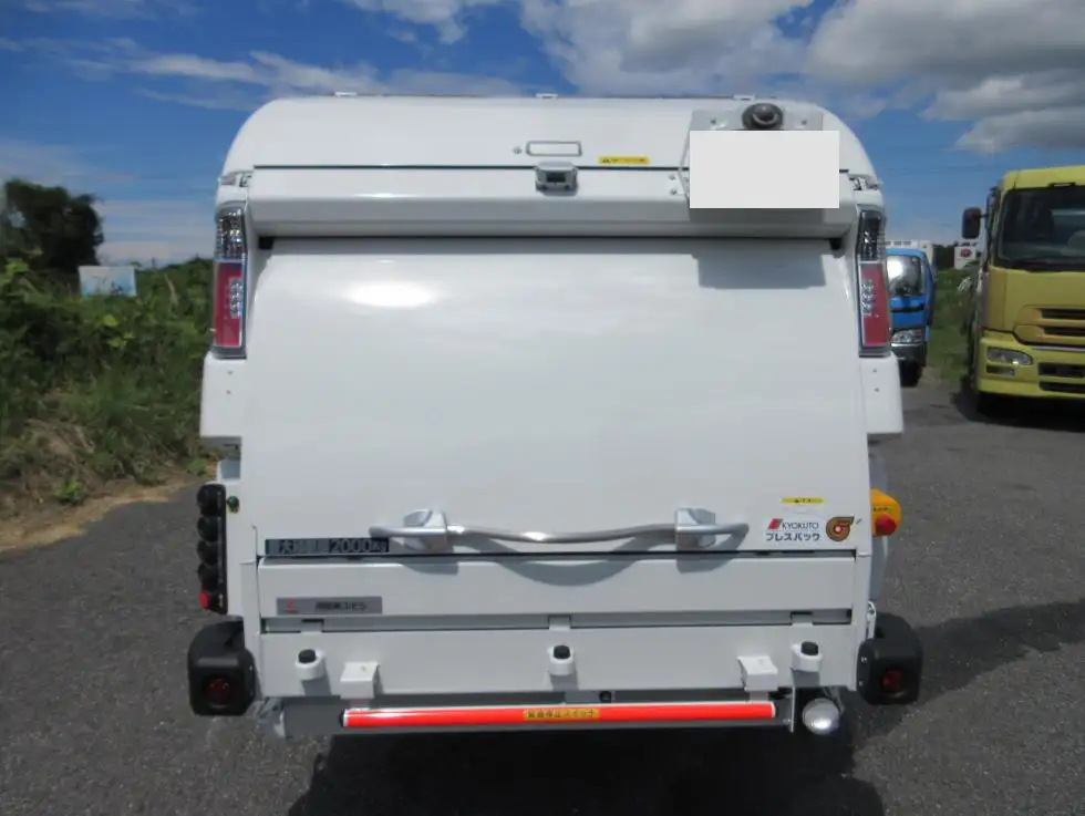 三菱 キャンター 小型 パッカー車 プレス式 2RG-FEAV0の中古トラック画像3
