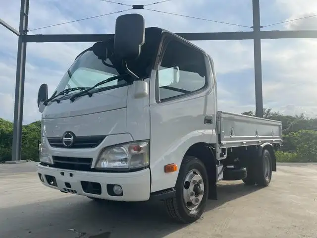 日野 デュトロ 小型 平ボディ  H23の中古トラック画像1