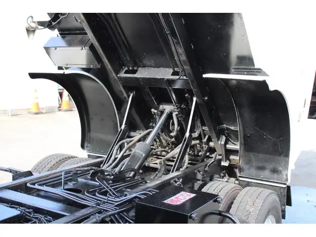 いすゞ エルフ 小型 パッカー車 巻き込み式 回転ダンプ式の中古トラック画像16