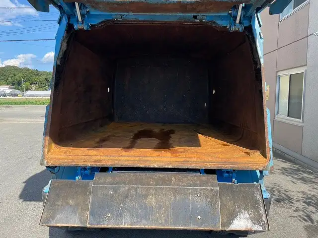 いすゞ フォワード 中型/増トン パッカー車 巻き込み式 回転ダンプ式の中古トラック画像7