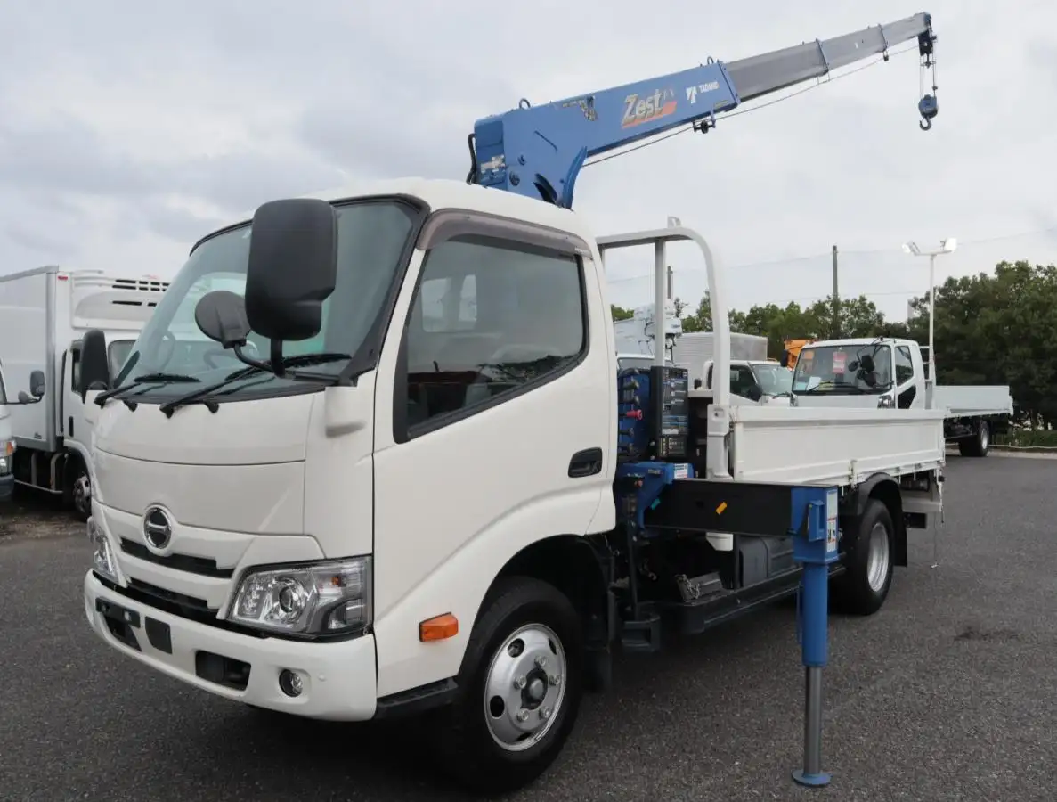 日野 デュトロ 小型 クレーン付 4段 ラジコンの中古トラック画像1
