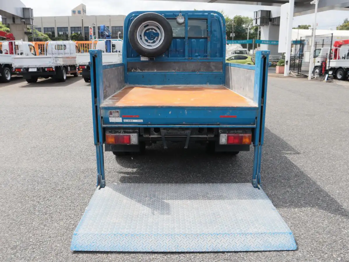 トヨタ ダイナ 小型 平ボディ Wキャブ パワーゲートの中古トラック画像4