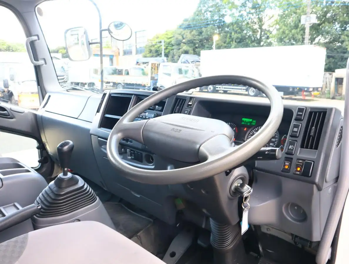 いすゞ フォワード 中型/増トン アルミバン パワーゲート TKG-FRR90S2の中古トラック画像14