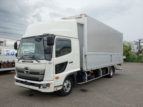 いすゞ フォワード 中型/増トン ウイング ベッド 2PG-FRR90S2 の中古トラック【車両No.123051】