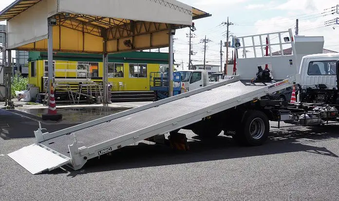 三菱 ファイター 中型/増トン 車両重機運搬 ラジコン ウインチの中古トラック画像4