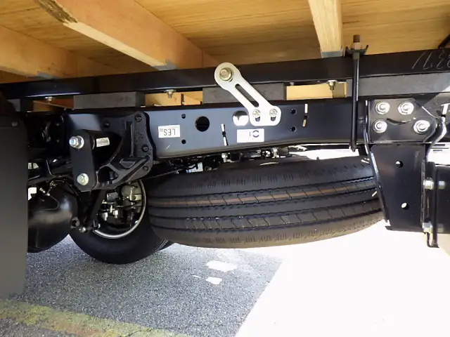 マツダ タイタン 小型 平ボディ 2RG-LMR88C R6の中古トラック画像像17