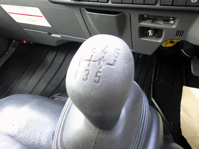 マツダ タイタン 小型 平ボディ 2RG-LMR88C R6の中古トラック画像14