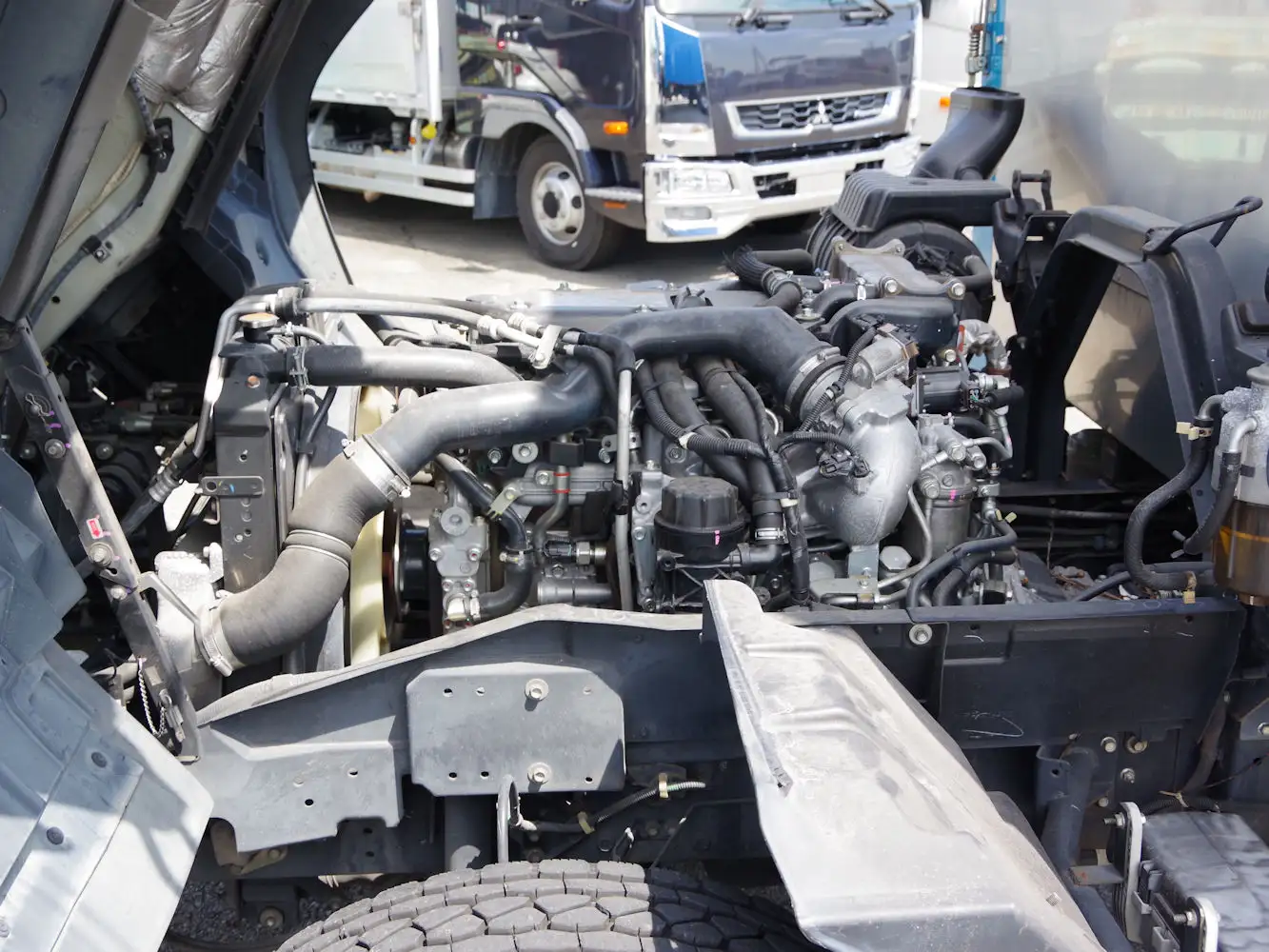 いすゞ フォワード 中型/増トン 平ボディ 幌 TKG-FRR90S2の中古トラック画像20