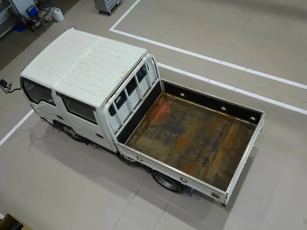 いすゞ エルフ 小型 平ボディ Wキャブ 床鉄板の中古トラック画像4