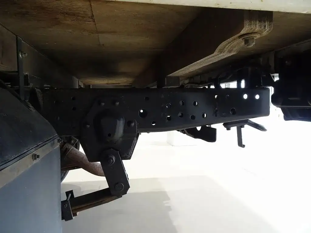 いすゞ エルフ 小型 平ボディ Wキャブ 床鉄板の中古トラック画像18