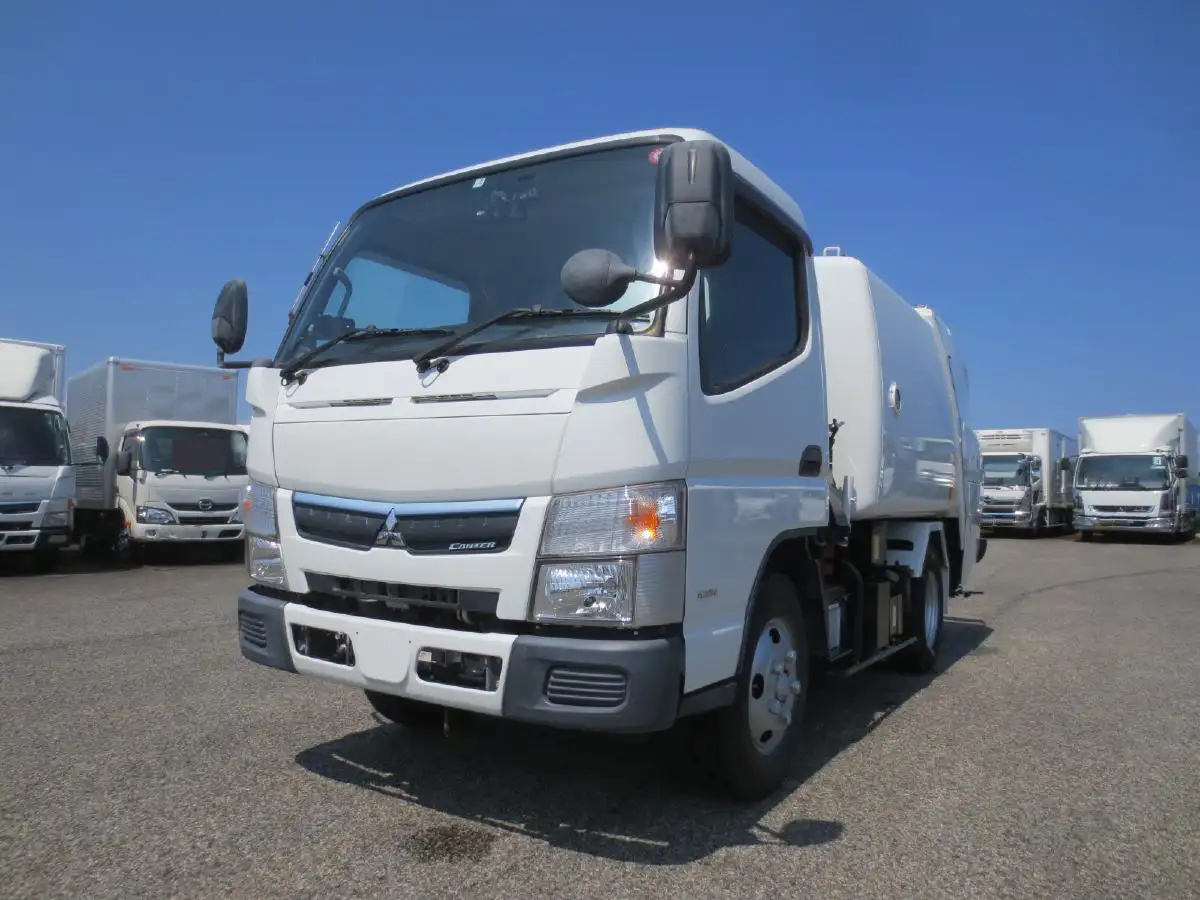 三菱 キャンター 小型 パッカー車 巻き込み式 回転ダンプ式の中古トラック画像1