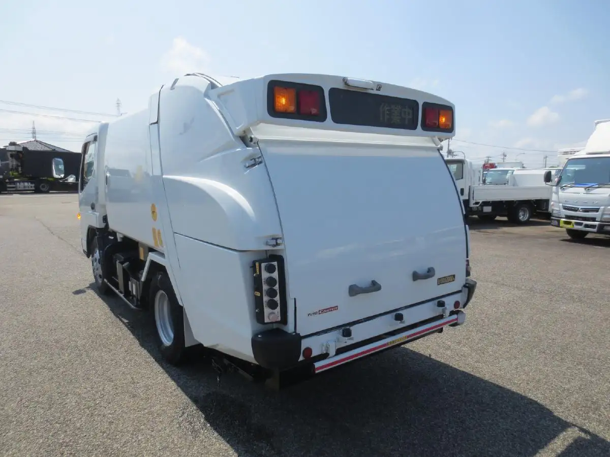 三菱 キャンター 小型 パッカー車 巻き込み式 回転ダンプ式の中古トラック画像7