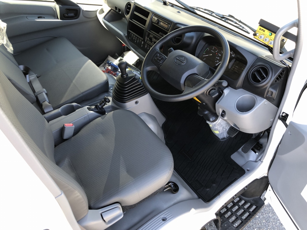 日野 デュトロ 小型 パッカー車 プレス式 2KG-XZU700Xの中古トラック画像11