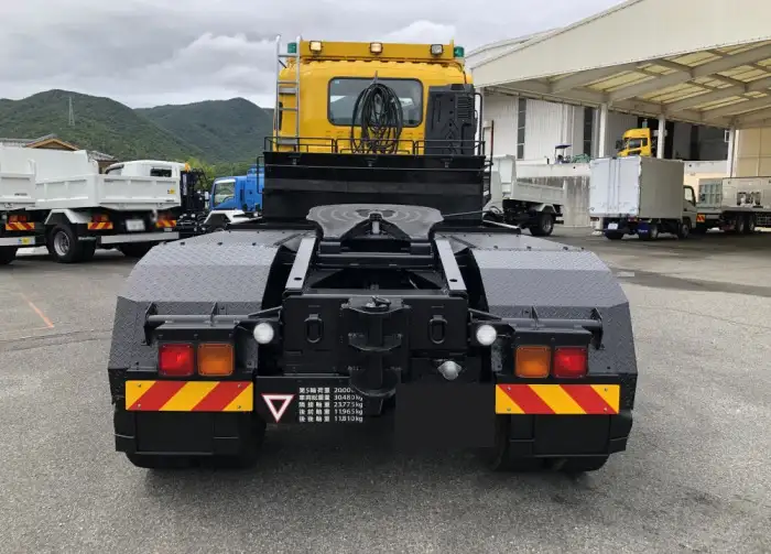 いすゞ ギガ 大型 トラクター QDG-EXZ52BJ の中古トラック【車両