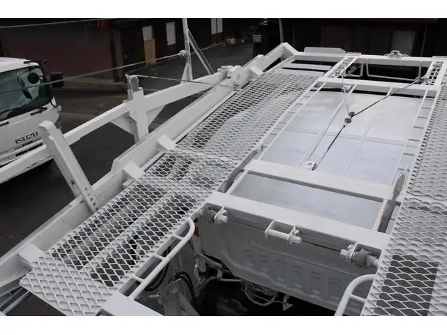 いすゞ フォワード 中型/増トン 車両重機運搬 ラジコン ベッドの中古トラック画像6