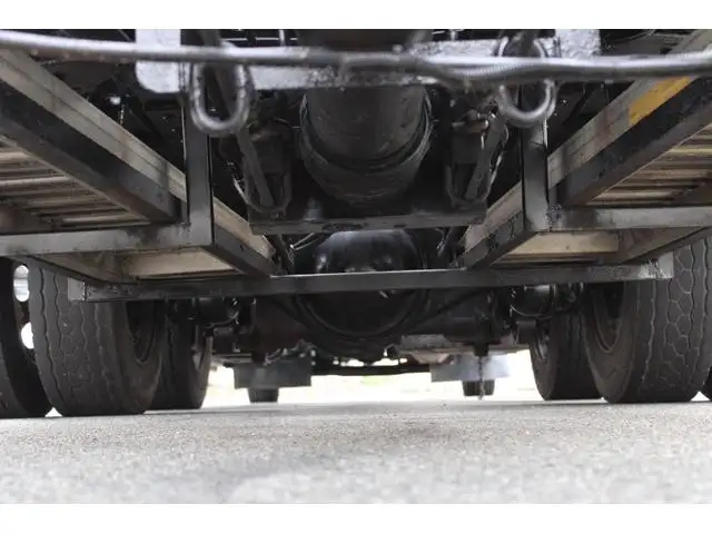 いすゞ フォワード 中型/増トン 車両重機運搬 ラジコン ベッドの中古トラック画像16