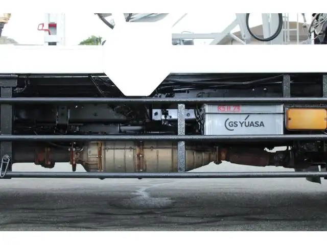 いすゞ フォワード 中型/増トン 車両重機運搬 ラジコン ベッドの中古トラック画像15