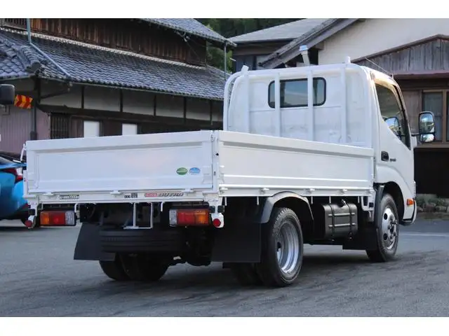 日野 デュトロ 小型 平ボディ  H28の中古トラック画像2