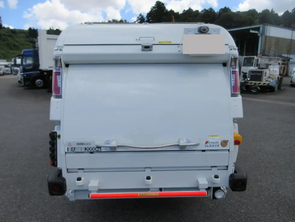 三菱 キャンター 小型 パッカー車 プレス式 2RG-FEAV0の中古トラック画像3