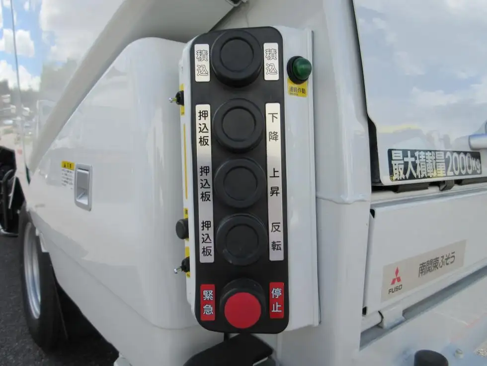 三菱 キャンター 小型 パッカー車 プレス式 2RG-FEAV0の中古トラック画像8