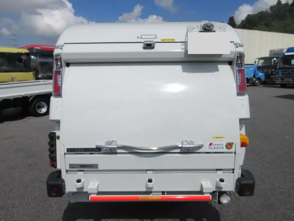 三菱 キャンター 小型 パッカー車 プレス式 2RG-FEAV0の中古トラック画像3
