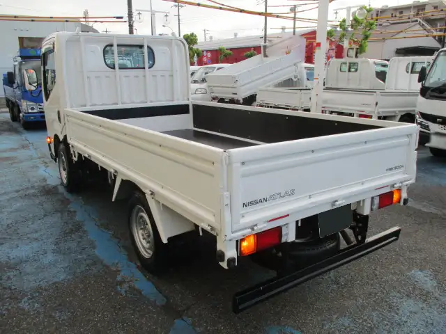 日産 アトラス 小型 平ボディ CBF-SQ2F24 H28の中古トラック画像3