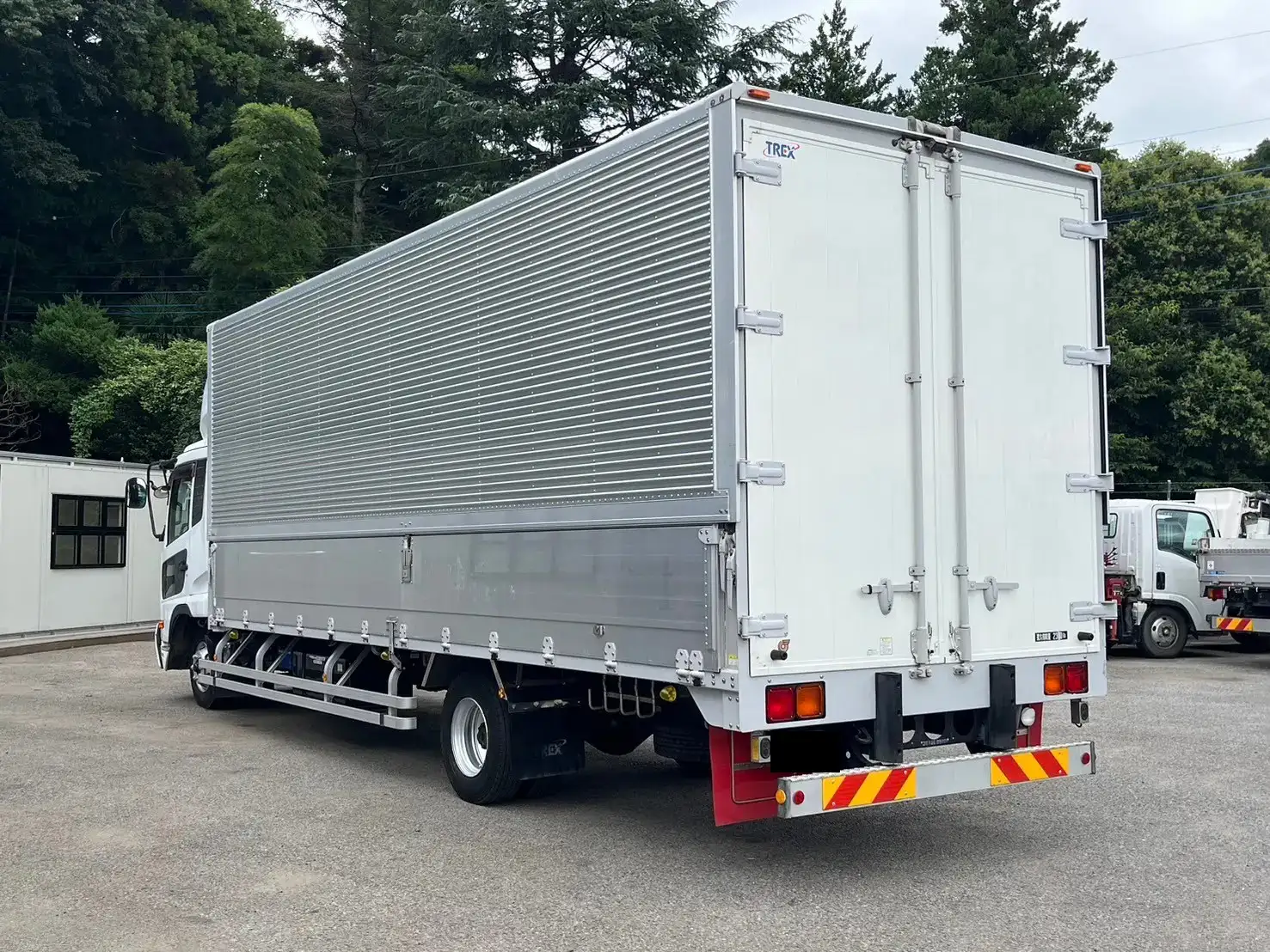 日産UD コンドル 中型/増トン ウイング ベッド TKG-MK38Lの中古トラック画像4