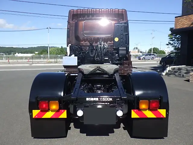いすゞ ギガ 大型 トラクター ハイルーフ 1デフの中古トラック画像4