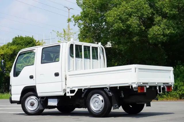 いすゞ エルフ 小型 平ボディ Wキャブ KR-NHS69Aの中古トラック画像4